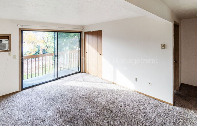 2307 W CLEVELAND AVE