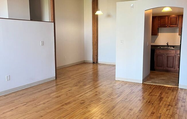 1 bed, 1 bath, 626 sqft, $1,750, Unit 45-425