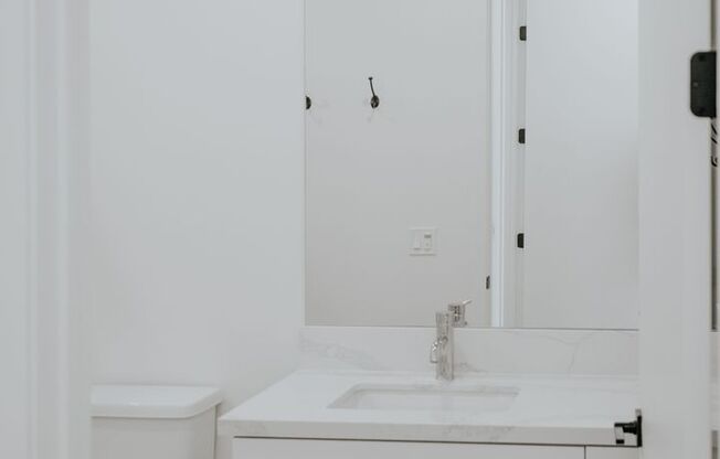 2 beds, 2 baths, 1,090 sqft, $2,195, Unit 2141