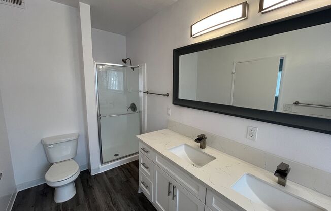 3 beds, 2 baths, 1,250 sqft, $3,898, Unit 302