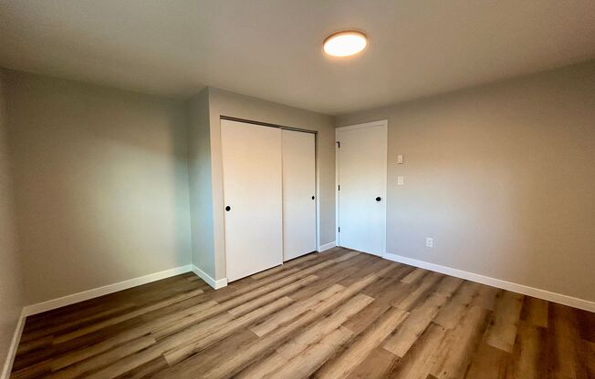 2 beds, 1 bath, 800 sqft, $1,795, Unit Unit 102