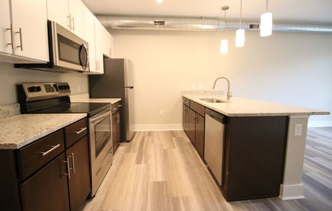 1 bed, 1 bath, 534 sqft, $1,495, Unit APT 536