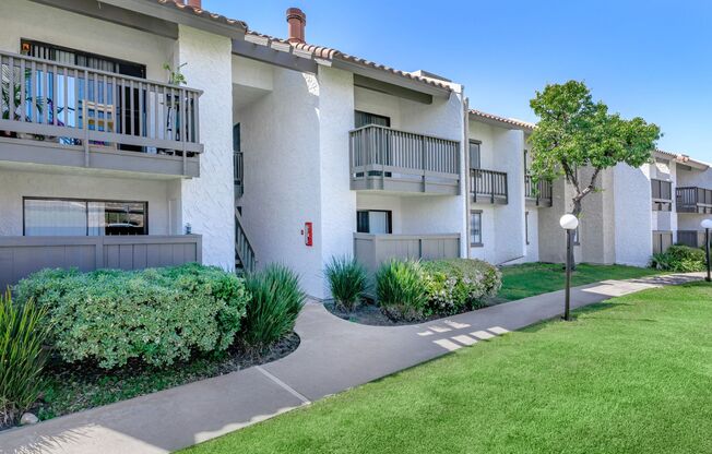 North Bonita Apartments