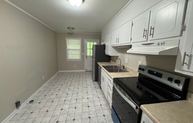 $0 SECURITY DEPOSIT, $50 Visa Gift Card & $10 Application thru 5/31/25!!! RENT ME TODAY!!!