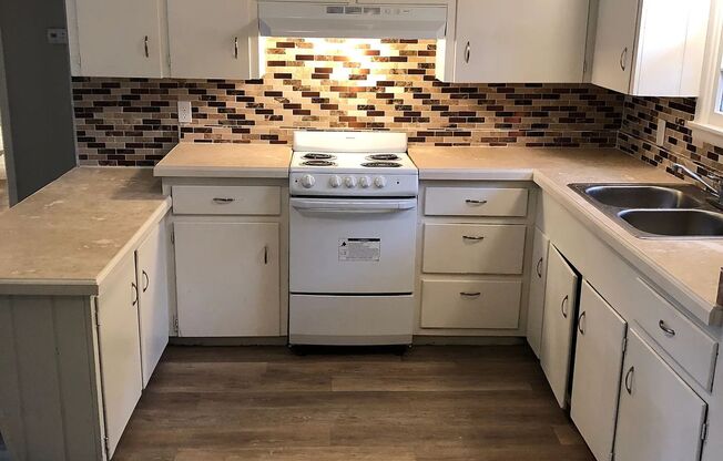 2306 62nd Street #A Available now!!