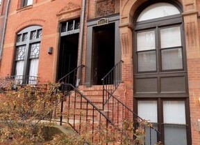 Studio, 1 bath, $850, Unit 1012-1A