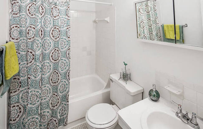 apartment bathroom with tub