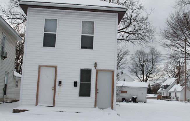 211 N 3rd Ave