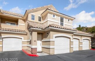 Updated 2bed, 2 bath condo