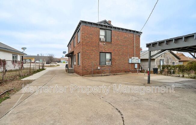 316 SW 27 ST