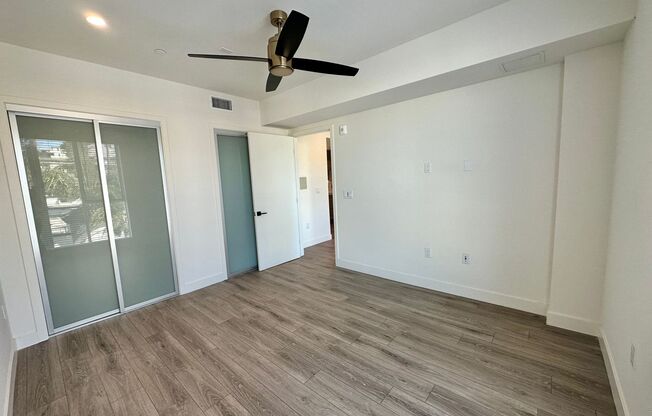 1 bed, 1 bath, 650 sqft, $3,250, Unit 401