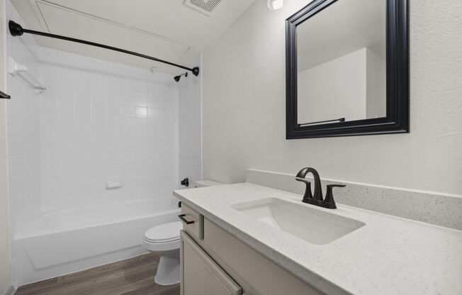 2 beds, 2 baths, $1,425, Unit 1208