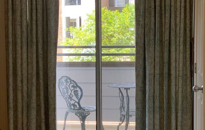 2 beds, 2.5 baths, $2,300, Unit # 213