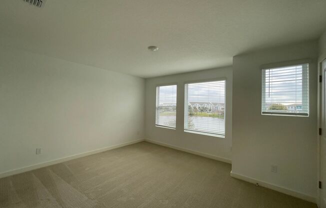 3 beds, 3.5 baths, $3,050