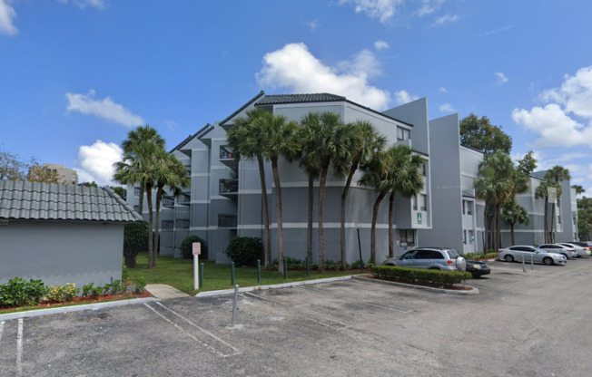 Now Leasing - Two bedroom condo with a private balcony. Ideally located in the heart of West Palm Beach