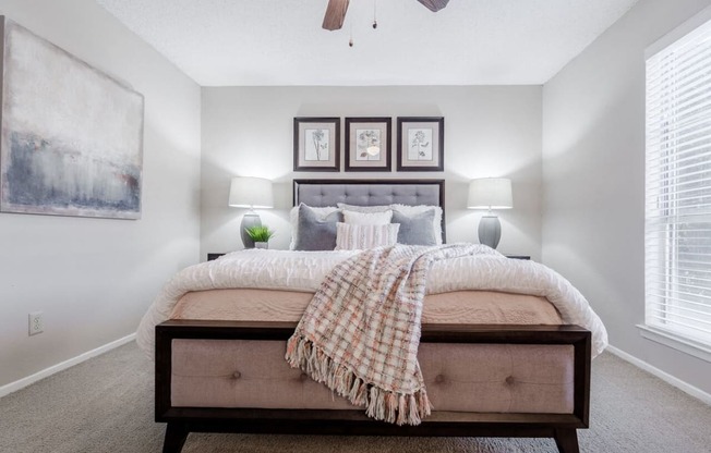 warm and inviting  at Country Square, Carrollton