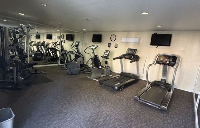 1 bed, 1 bath, 750 sqft, $2,255, Unit 716