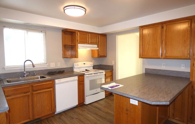 3 bed 2 Bath - Single Level home
