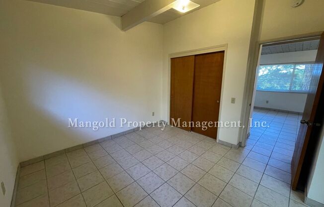 1 bed, 1 bath, 425 sqft, $2,150, Unit D