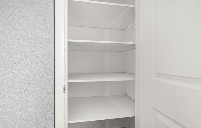 1 bed, 1 bath, 705 sqft, $1,395, Unit 106