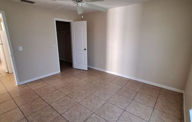 3 beds, 2 baths, $1,750