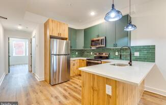 2346 N 6 ST