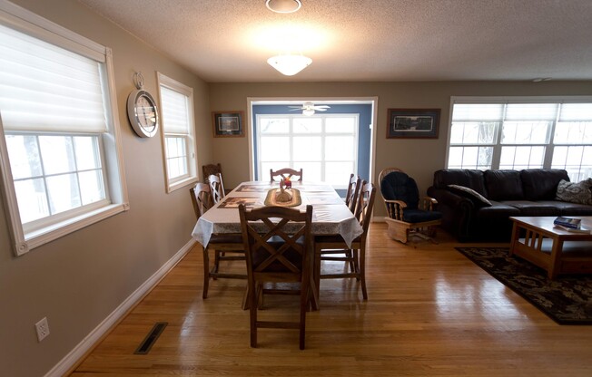 3 beds, 2 baths, $1,945.95