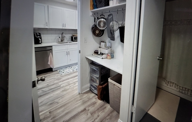 Studio, 1 bath, 500 sqft, $2,600, Unit 715