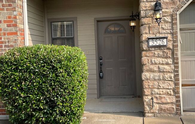 2 BED CONDO READY NOW! Fayetteville AR!