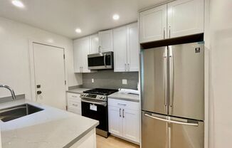 1 bed, 1 bath, $3,850