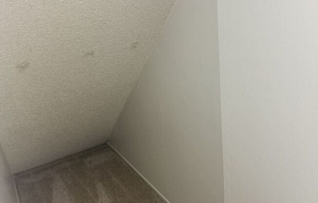 1 bed, 2 baths, 861 sqft, $2,100, Unit # 322