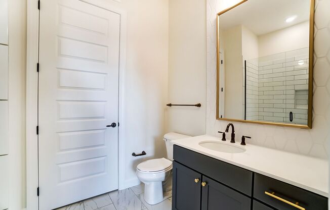 2 beds, 2 baths, 1,007 sqft, $1,880, Unit 314