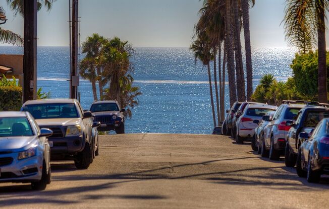 326-340 Palomar Avenue