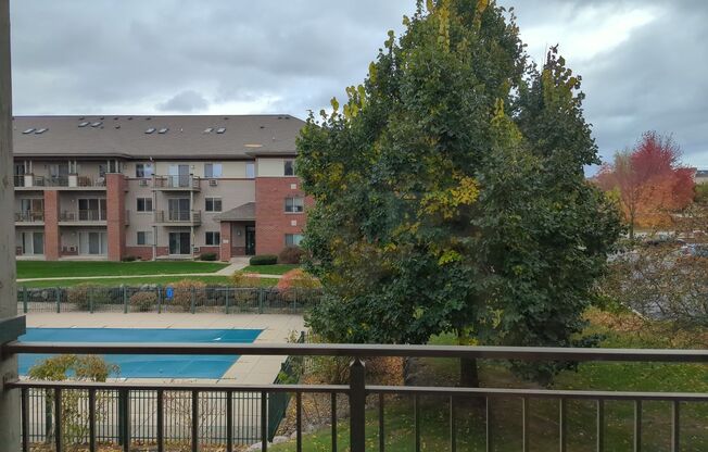 1 bed, 1 bath, 756 sqft, $1,605, Unit 290-210