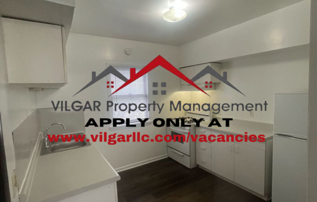 6009 E 6th Place