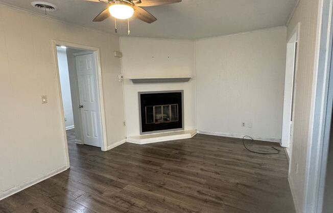 2 beds, 2 baths, $1,200