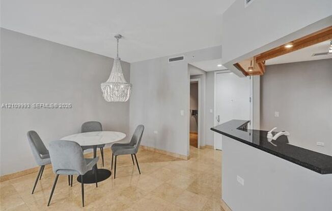 1 bed, 1.5 baths, $3,500, Unit # 808