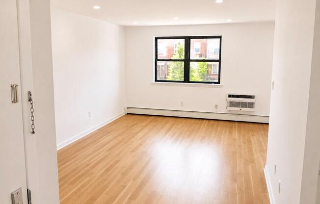 2805 21 AVE