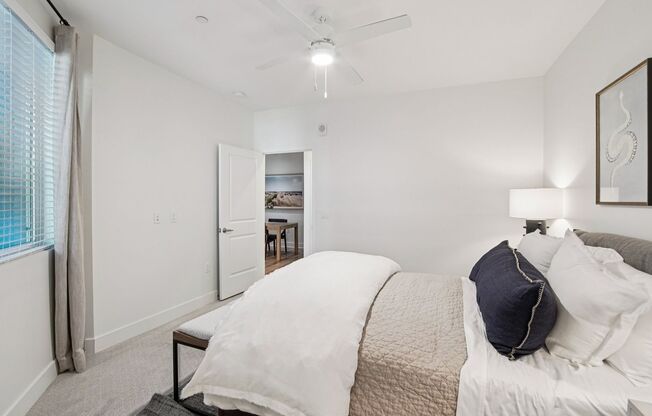 1 bed, 1 bath, 838 sqft, $1,749, Unit 524