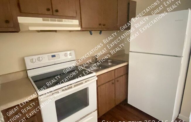 2631 SW 33 AVE