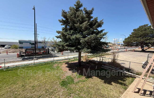 1149 E 58 AVE