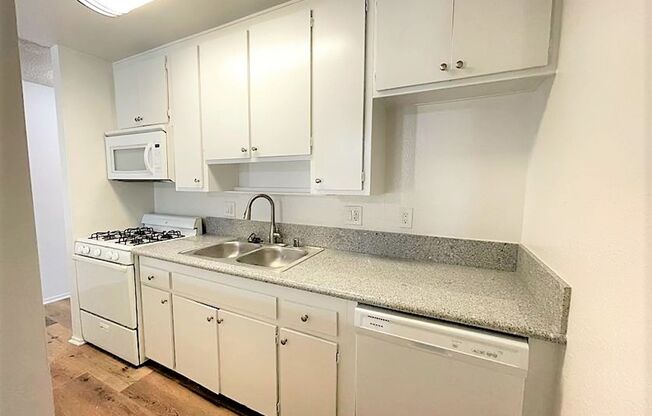Studio, 1 bath, 500 sqft, $1,625, Unit 045#35
