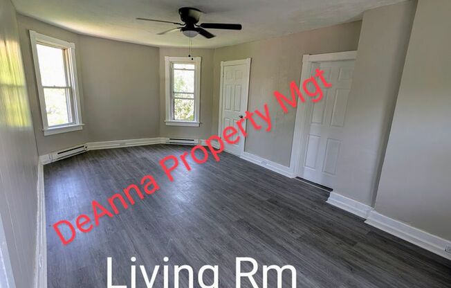 3854 W 40th