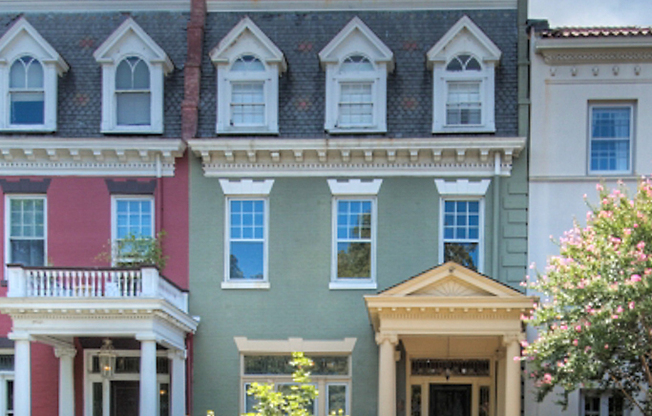2233 Monument Ave.