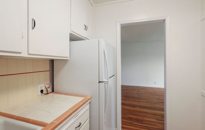 1419 1421 OAK GRV AVE