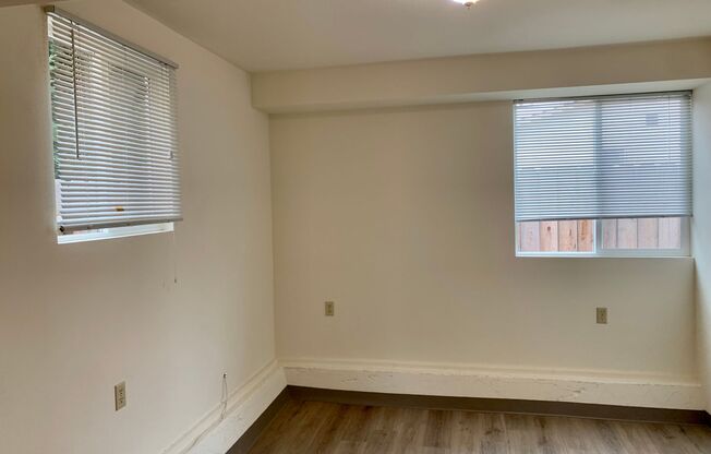 Studio, 1 bath, 300 sqft, $1,595