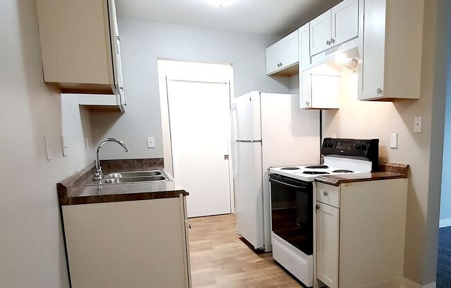 1 bed, 1 bath, 570 sqft, $1,399, Unit A-140