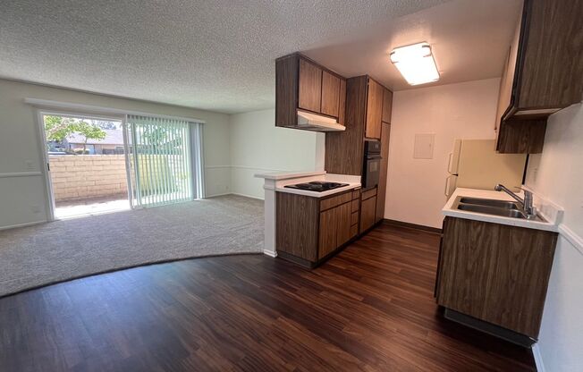 1 bed, 1 bath, 737 sqft, $2,150, Unit 042