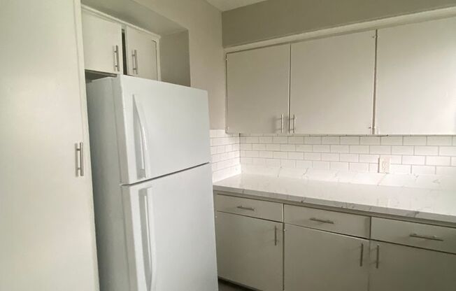 2 beds, 1 bath, 800 sqft, $1,440, Unit 1809-210