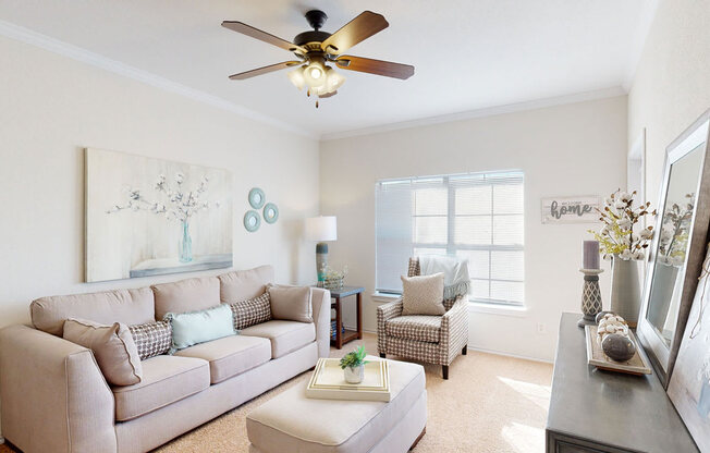 Welcome to Stoneleigh on May Apartment Homes